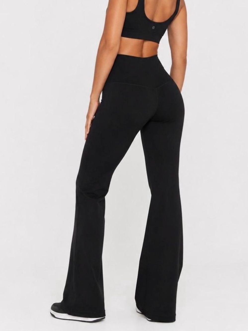 OFFLINE By Aerie Real Me High Waisted Crossover Flare Legging XS never worn